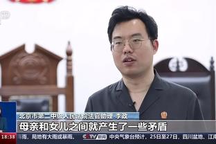 致敬卡拉斯科？本泽马数据：送点+热区为中圈开球点 评分6.5